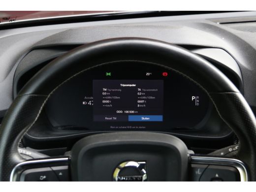 Volvo  XC40 Recharge P8 AWD R-Design | Pebble Grey! | Trekhaak | Memory | Pilot Assist ActivLease financial lease