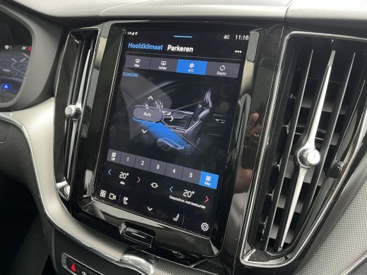 Volvo  XC60 2.0 T6 Plug-in hybrid AWD Plus Bright | Long Range | Panoramadak | Trekhaak | Camera | ActivLease financial lease