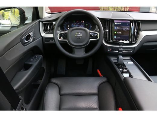 Volvo  XC60 2.0 T6 Plug-in hybrid AWD Plus Dark | Trekhaak | 360 Camera | Panoramadak | Memory | Pilot Assist ActivLease financial lease
