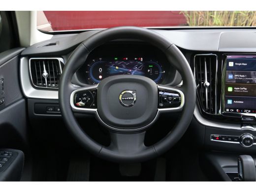 Volvo  XC60 2.0 T6 Plug-in hybrid AWD Plus Dark | Trekhaak | 360 Camera | Panoramadak | Memory | Pilot Assist ActivLease financial lease