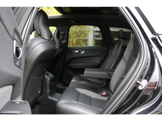 Volvo  XC60 2.0 T6 Plug-in hybrid AWD Plus Dark | Trekhaak | 360 Camera | Panoramadak | Memory | Pilot Assist... ActivLease financial lease