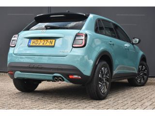 Fiat 600 1.2 Hybrid Urban 136pk Automaat | Comfort Pakket | Keyless-Entry | Achteruitrijcamera | Climate C...