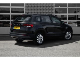 Skoda Karoq 1.5 TSI ACT Business Edition | Adapt. Cruise | Stoel- Stuurverwarming | Navigatie | Carplay