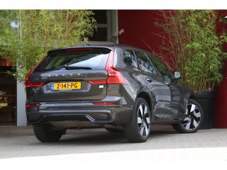 Volvo  XC60 2.0 T6 Plug-in hybrid AWD Ultimate Dark | Trekhaak | 360 Camera | Head-up | Panoramadak | Memory ...