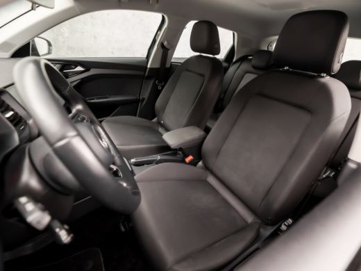 Audi A1 Sportback Sportback 25 TFSI Advanced Sport Automaat (GROOT NAVI, APPLE CARPLAY, DIGITAAL DASHBOARD, CRUISE,... ActivLease financial lease