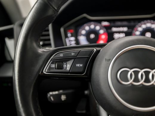 Audi A1 Sportback Sportback 25 TFSI Advanced Sport Automaat (GROOT NAVI, APPLE CARPLAY, DIGITAAL DASHBOARD, CRUISE,... ActivLease financial lease