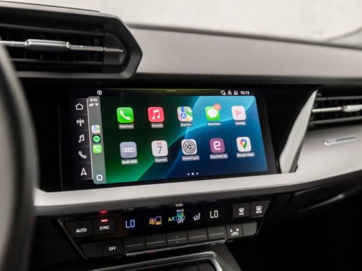 Audi A3 Sportback 30 TFSI Sportline Automaat (APPLE CARPLAY, KUIPSTOELEN, NAVIGATIE, XENON KOPLAMPEN, ZWA... ActivLease financial lease