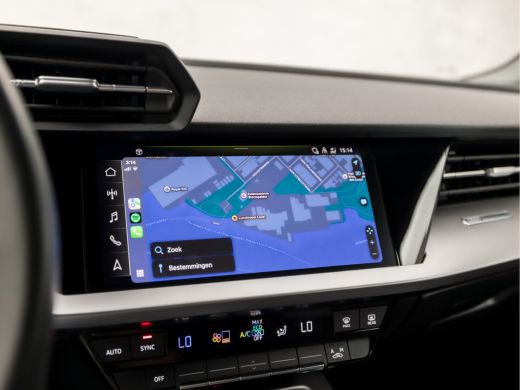 Audi A3 Sportback 30 TFSI Sportline Automaat (APPLE CARPLAY, KUIPSTOELEN, NAVIGATIE, XENON KOPLAMPEN, ZWA... ActivLease financial lease
