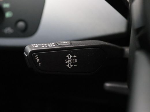 Audi A4 Avant 35 TFSI Sport Lease Edition 150PK S-Tronic Achteruitrijcamera, Cruise Control, Full LED ver... ActivLease financial lease