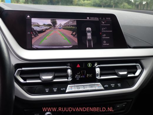 BMW 1 Serie 118i AUT. VIRTUAL/FULL-LED/PROF-NAVI/CARPLAY/CAMERA ActivLease financial lease