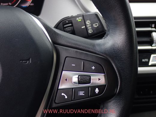 BMW 1 Serie 118i AUT. VIRTUAL/FULL-LED/PROF-NAVI/CARPLAY/CAMERA ActivLease financial lease