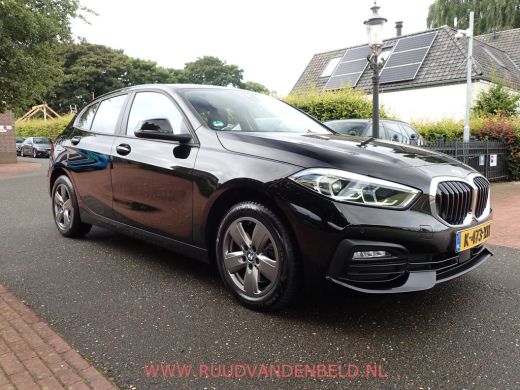 BMW 1 Serie 118i AUT. VIRTUAL/FULL-LED/PROF-NAVI/CARPLAY/CAMERA ActivLease financial lease
