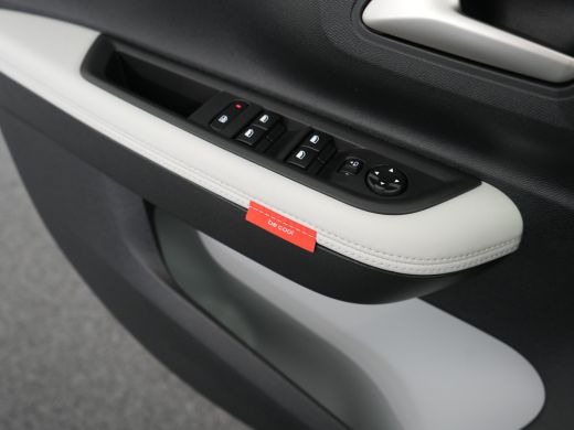 Citroën C3 Max, | Achteruitrijcamera | Dagrijverlichting | Draadloze telefoonlader ActivLease financial lease