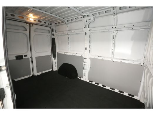 Citroën Jumper 2.2 BlueHDi L2H2 | 140PK |  Clima | Cruise | Navigatie | 3 Persoons | Parkeersensoren | Elektrpakket ActivLease financial lease