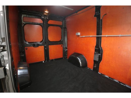 Citroën Jumper 33 2.2 BlueHDi L2H2 | Airco | Camera | Cruise | 3-Zits | Trekh. | Navigatie ActivLease financial lease