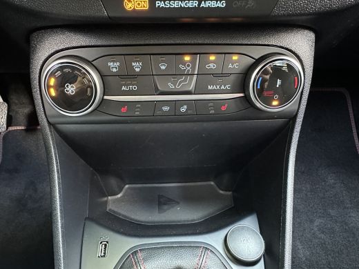Ford Fiesta 1.0 125PK Hybrid ST-Line | STOEL-, STUUR- EN VOORRUITVERWARMING| PARKEERSENSOREN| KEYLESS ENTRY&S... ActivLease financial lease