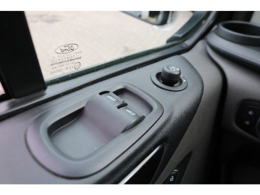 Ford Transit Custom 2.0 TDci L2 H1 Sport Airco Navigatie Camera 2.8T Trekhaak ActivLease financial lease