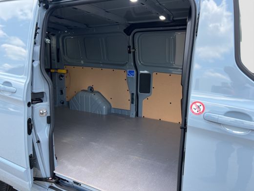 Ford Transit Custom 320 L2H1 MS-RT 170PK Automaat | Imperiaal inklapbaar | Dubbele schuifdeur | Trekhaak | Alarm | ActivLease financial lease