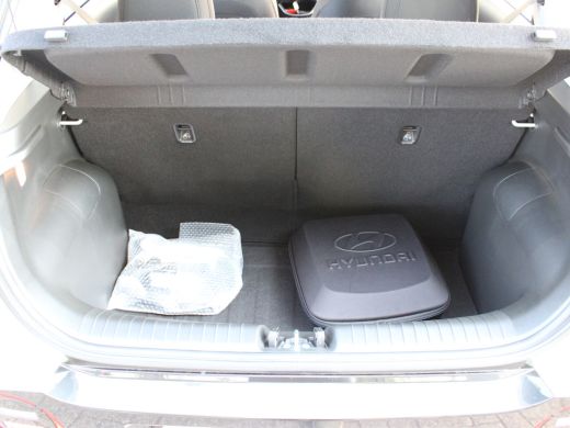 Hyundai Inster E-Motion 42kWh Vanaf € 269,- p/m Private Lease | € 2800,- korting !! | Achteruitrijcamera | Cruis... ActivLease financial lease