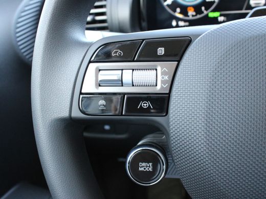 Hyundai Inster E-Motion 42kWh Vanaf € 269,- p/m Private Lease | € 2800,- korting !! | Achteruitrijcamera | Cruis... ActivLease financial lease