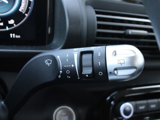 Hyundai Inster E-Motion 42kWh Vanaf € 269,- p/m Private Lease | € 2800,- korting !! | Achteruitrijcamera | Cruis... ActivLease financial lease