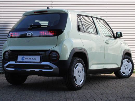 Hyundai Inster E-Motion 42kWh Vanaf € 293,- p/m Private Lease | € 2500,- korting !! | Keyless start | Rijstrooks... ActivLease financial lease