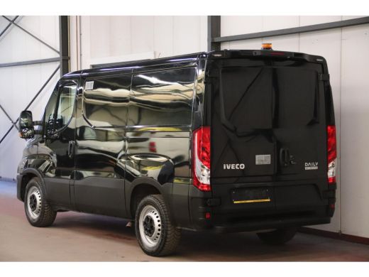 Iveco Daily 35C16 2.3 160PK L1H1 AUTOMAAT ActivLease financial lease