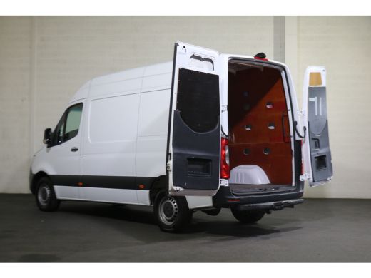 Mercedes-Benz Sprinter 316 CDI L2 H2 Airco Navigatie Camera 3.5t Trekhaak ActivLease financial lease