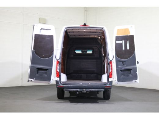Mercedes-Benz Sprinter 316 CDI L2 H2 Airco Navigatie Camera 3.5t Trekhaak ActivLease financial lease