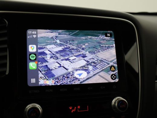 Mitsubishi Outlander 2.4 PHEV 4WD AUT. INTENSE *BTW* + AFN. TREKHAAK | CAMERA | APPLE CARPLAY | STOELVERWARMING ActivLease financial lease