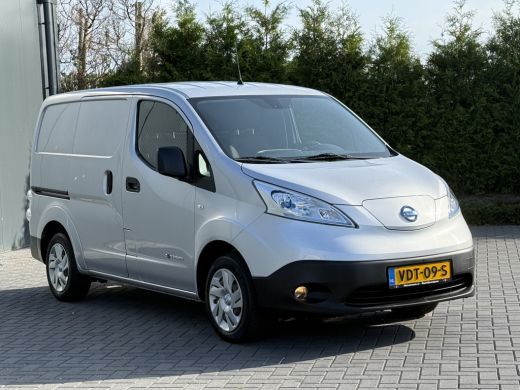 Nissan e-NV200 40 kWh / FULL ELECTRIC / 1e EIG. / 2x LAADKABEL / AUTOMAAT / AIRCO / CRUISE / CAMERA / NAVI ActivLease financial lease