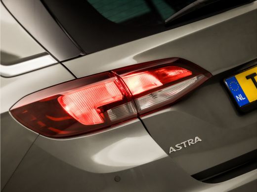 Opel Astra Sports Tourer 1.0 Sportline (APPLE CARPLAY, GROOT NAVI, GETINT GLAS, CHROOM PAKKET, XENON, SPORTS... ActivLease financial lease