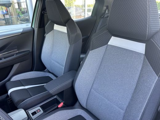 Opel Frontera Edition | NIEUW!| STOEL-. STUUR- EN VOORRUITVERWARING| CAMERA| NAVIGATIE| PARKEERSENSOREN ActivLease financial lease