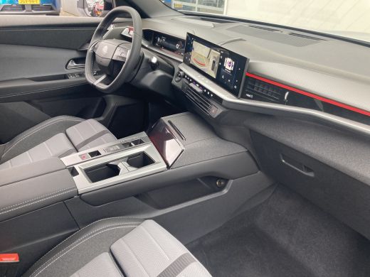 Opel Grandland GS, | Draadloze telefoonlader (Inductie) | Elektronische klimaatregeling met twee zones | LED dag... ActivLease financial lease