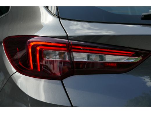 Opel Grandland X 1.2 TURBO 130PK INNOVATION AUTOMAAT / NAVI / LED / PDC / CLIMA / 18"LMV / BLUETOOTH / CRUISECONTR... ActivLease financial lease