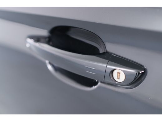 Opel Grandland X 1.6 Turbo Hybrid Business Executive | AGR | Camera | navi | Clima | Keyless | LED | Lichtmetalen ... ActivLease financial lease