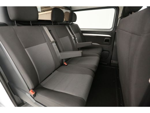 Opel Vivaro 2.0 CDTI L3H1 | Dubbele Cabine | 6 Persoons | Airco Cruise Carplay Camera Trekhaak Navi PDC ActivLease financial lease