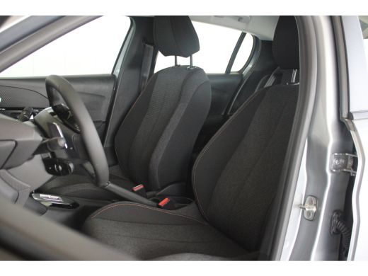 Peugeot 208 1.2 Hybrid 110-PK e-DCS6 Style AUTOMAAT | VOORRAAD ACTIE | 8 JAAR GARANTIE | DRAADLOZE CARPLAY | ... ActivLease financial lease