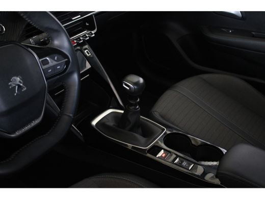 Peugeot 208 1.2 Turbo 100-PK Allure PARKEERCAMERA | STOELVERWARMING | CLIMATE CONTROL | CARPLAY | 3D DIGITAAL... ActivLease financial lease