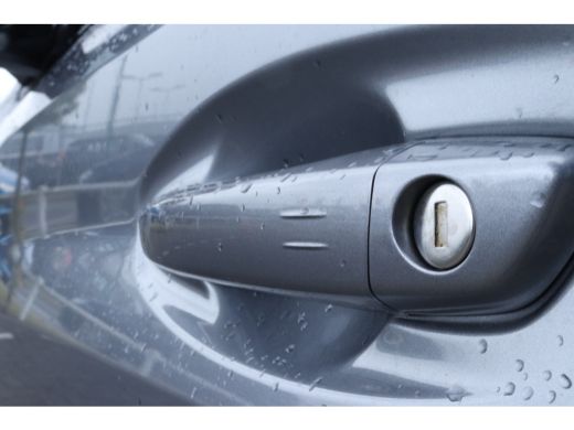 Peugeot 208 Hybrid 145 e-DCS6 GT | Adaptieve Cruise | Camera voor/achter | Navi | Keyless | Carplay | Sfeerve... ActivLease financial lease
