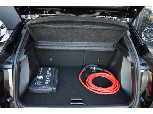 Peugeot e-2008 EV GT 54 kWh 3-Fase! | Navigatie | Sfeerverlichting | Achteruitrijcamera | Apple Carplay | Androi... ActivLease financial lease