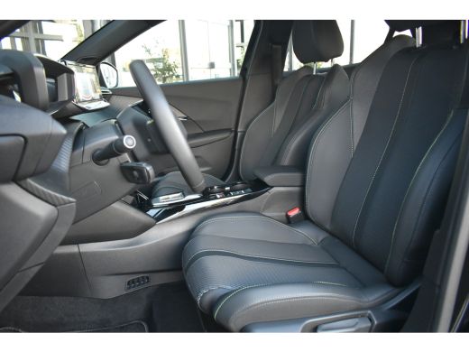 Peugeot e-2008 EV GT 54 kWh 3-Fase! | Navigatie | Sfeerverlichting | Achteruitrijcamera | Apple Carplay | Androi... ActivLease financial lease