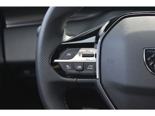 Peugeot e-308 GT EV 54 kWh | Schuif-/Kanteldak | Alcantara | Leder | Adaptive Cruise | Navigatie | Sportstoelen... ActivLease financial lease