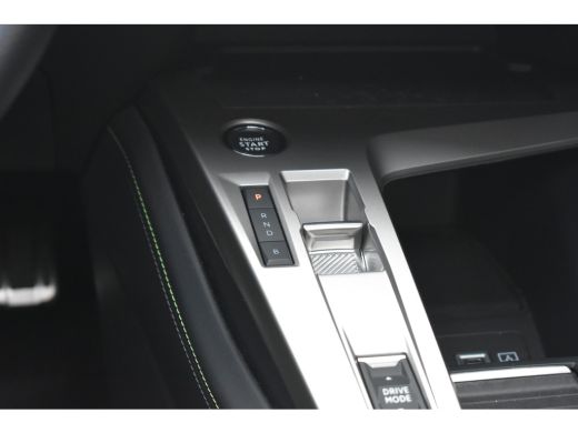 Peugeot e-308 GT EV 54 kWh | Schuif-/Kanteldak | Alcantara | Leder | Adaptive Cruise | Navigatie | Sportstoelen... ActivLease financial lease