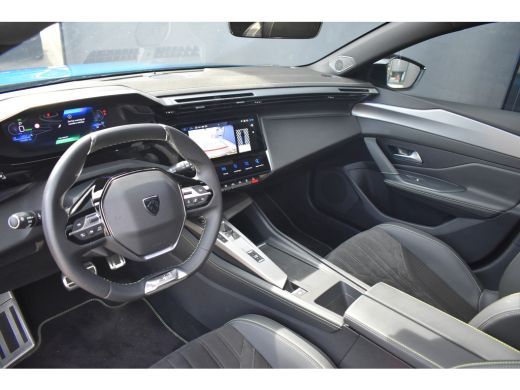 Peugeot e-308 GT EV 54 kWh | Schuif-/Kanteldak | Alcantara | Leder | Adaptive Cruise | Navigatie | Sportstoelen... ActivLease financial lease