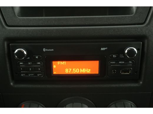 Renault Master T33 2.3 dCi L2H2 146PK Airco Camera Cruise Parkeersensoren Elektrpakket Trekhaak ActivLease financial lease