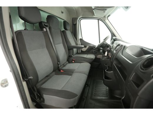 Renault Master T35 2.3 dCi 170PK Bakwagen Zijdeur DHollandia Laadklep Laadbak Airco Camera Cruise Navi 3 Persoons ActivLease financial lease