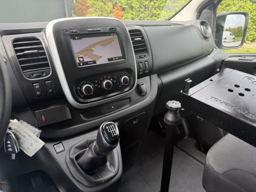 Renault Trafic 2.0 dCi 145 PK / L1H2 / ALUCA INRICHTING / TREKHAAK / AIRCO / CRUISE / CAMERA / LED ActivLease financial lease