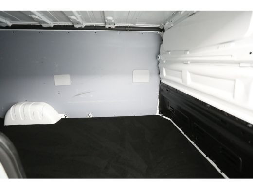 Renault Trafic 2.0 dCi T29 170PK L2H1 Automaat Airco Camera Cruise Trekhaak LED 3 Persoons PDC ActivLease financial lease