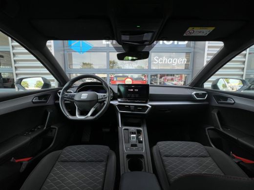 Seat Leon Sportstourer 1.0 eTSI 110 pk FR Business Intense 7-DSG | Achteruitrijcamera | Apple Carplay/Android Auto|telef... ActivLease financial lease
